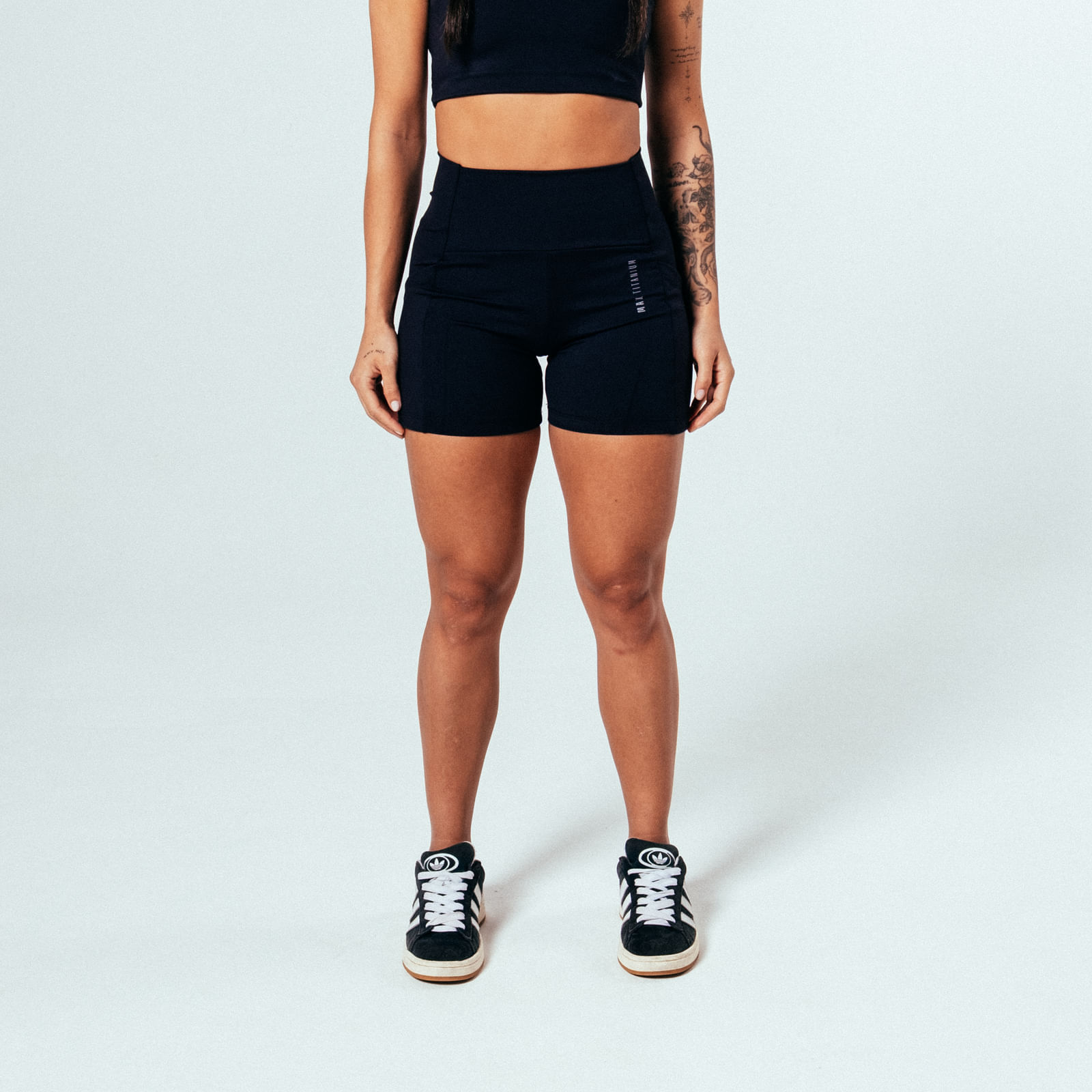 Shorts Feminino Treino com Bolso - Preto