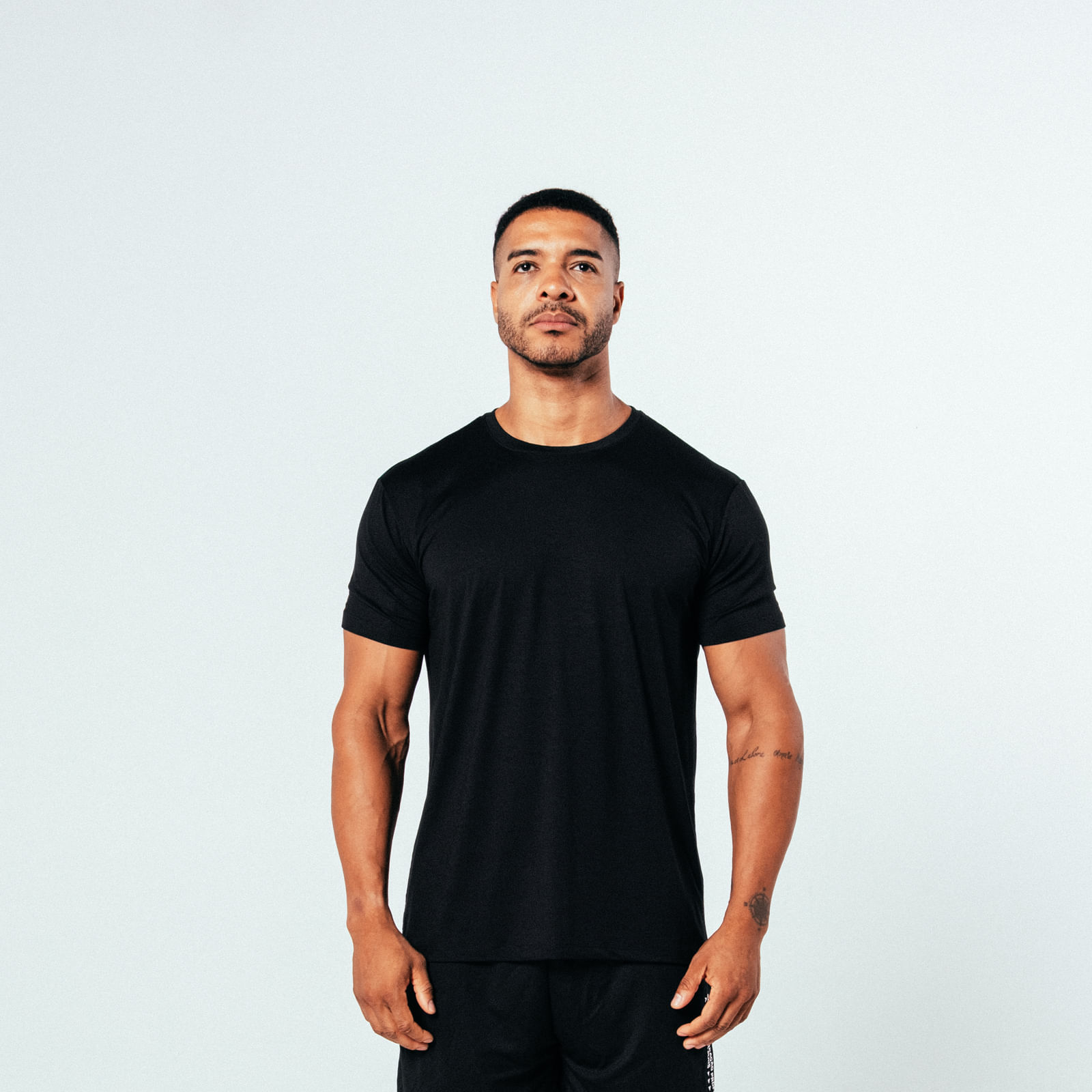 Camiseta Masculina Tech Modal - Preta